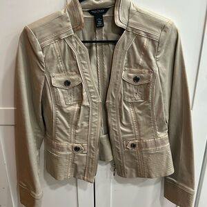White House black market beige jacket size 6